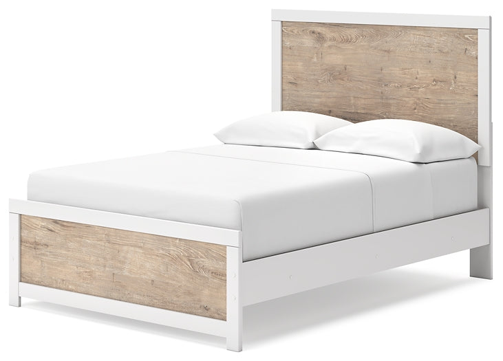 Charbitt  Panel Bed