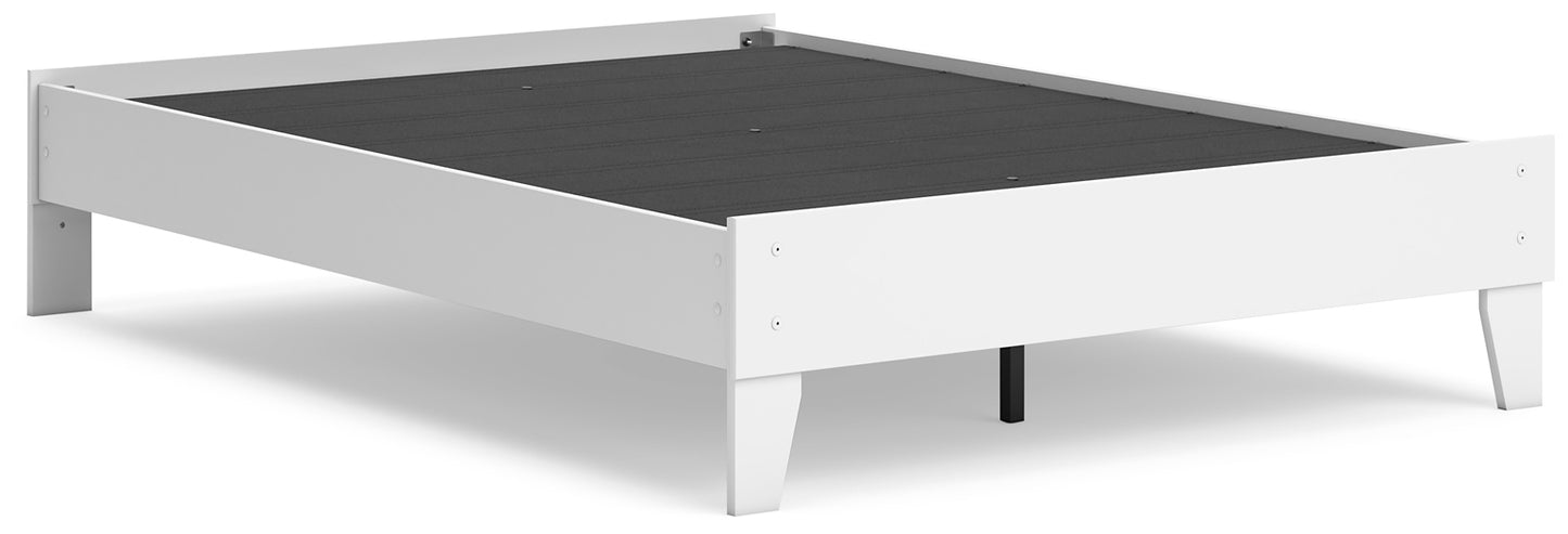 Hallityn Full Platform Bed with 2 Nightstands