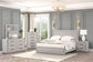 Crowthorne - Queen Bed